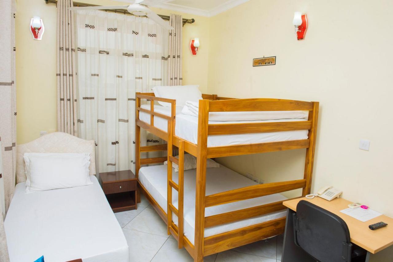 Airport Transit Lodges Dar es Salaam Bagian luar foto