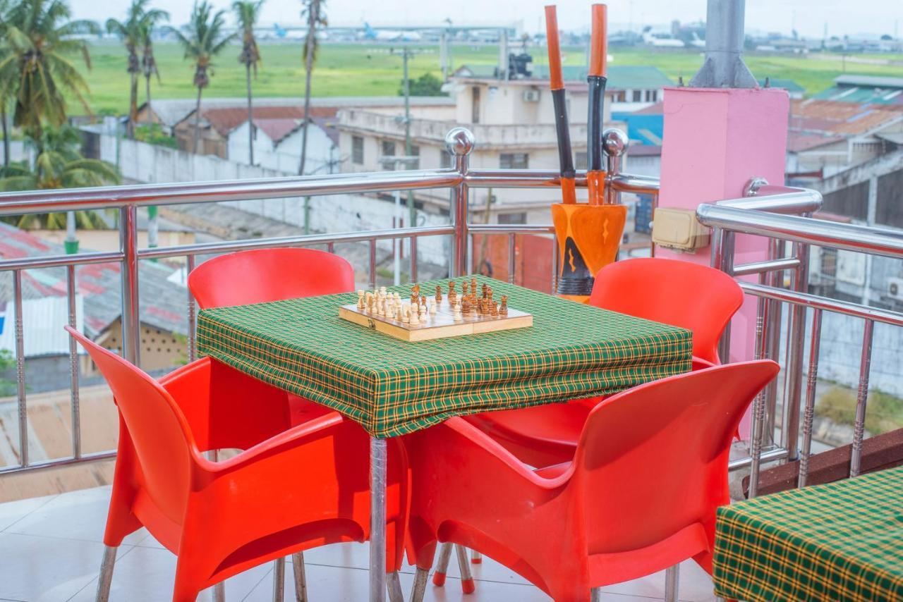 Airport Transit Lodges Dar es Salaam Bagian luar foto