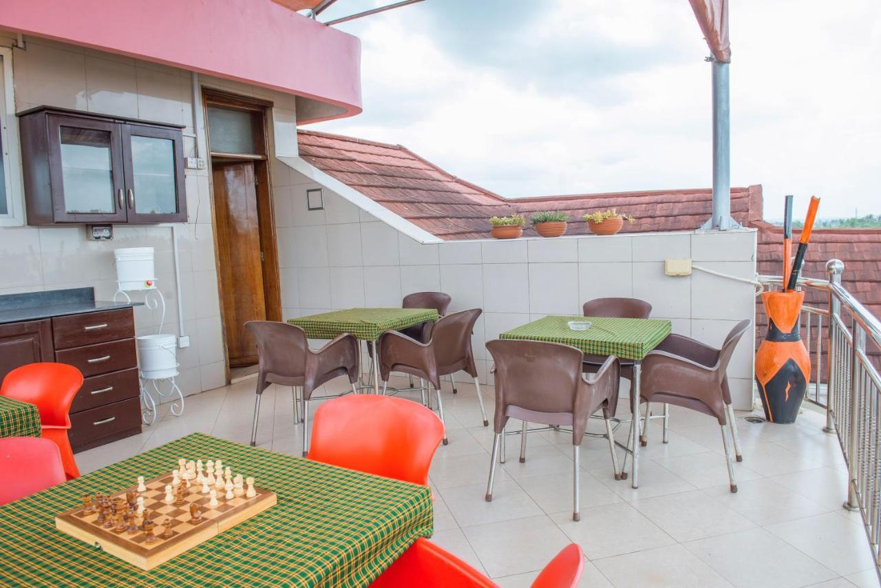 Airport Transit Lodges Dar es Salaam Bagian luar foto